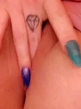 Snapshot of TiffiChantiT2 chatting on March 11, 2025, 6:19 am TiffiChantiT2 online show from March 11, 2025, 6:19 am