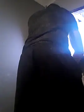 Snapshot of Nick-Ox chatting on October 9, 2025, 6:52 pm Nick-Ox online show from October 9, 2025, 6:52 pm