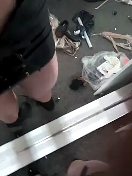 Snapshot of Nick-Ox chatting on September 16, 2025, 4:19 pm Nick-Ox online show from September 16, 2025, 4:19 pm