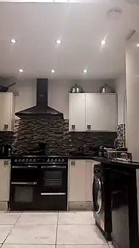 Snapshot of Nick-Ox chatting on February 28, 2026, 10:20 pm Nick-Ox online show from February 28, 2026, 10:20 pm