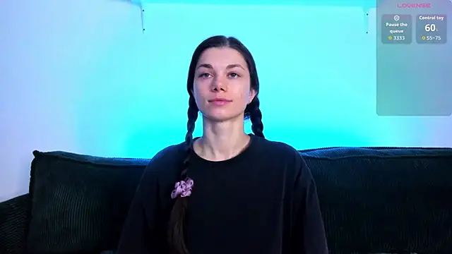 Snapshot of Eva_McCoy chatting on December 3, 2025, 9:31 am Eva McCoy online show from December 3, 2025, 9:31 am