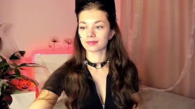 Snapshot of Eva_McCoy chatting on October 30, 2025, 9:07 am Eva McCoy online show from October 30, 2025, 9:07 am