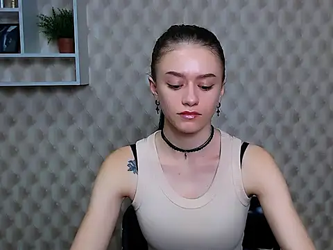 Snapshot of LanaTey chatting on November 7, 2025, 10:09 am LanaTey online show from November 7, 2025, 10:09 am