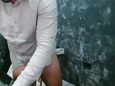 Snapshot of Gato0128 chatting on November 5, 2025, 1:03 pm Gato0128 online show from November 5, 2025, 1:03 pm