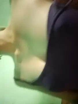 VictoriaLuxe online show from September 22, 2025, 3:56 am