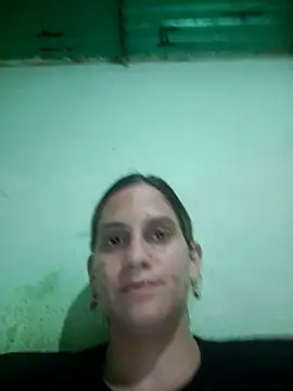 VictoriaLuxe online show from September 19, 2025, 6:50 am