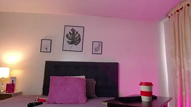 Rose Thompson1 online show from February 9, 2026, 2:26 pm