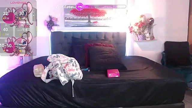 Rose Thompson1 online show from November 11, 2025, 1:17 pm