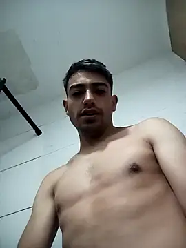 lJuniogFoste online show from February 19, 2026, 10:18 pm