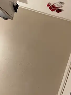 Snapshot of Hugo34bg chatting on December 18, 2025, 3:00 am Hugo34bg online show from December 18, 2025, 3:00 am