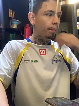 Snapshot of craxybaby chatting on October 13, 2025, 12:40 pm craxybaby online show from October 13, 2025, 12:40 pm