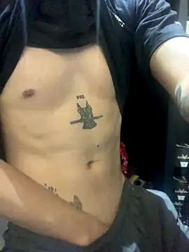 Snapshot of craxybaby chatting on October 12, 2025, 1:56 pm craxybaby online show from October 12, 2025, 1:56 pm