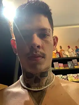 Snapshot of craxybaby chatting on October 23, 2025, 3:00 pm craxybaby online show from October 23, 2025, 3:00 pm