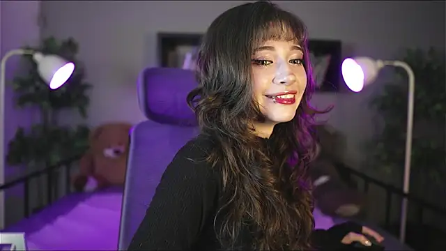 Snapshot of Miyuki_wolf chatting on December 20, 2025, 8:55 pm Miyuki wolf online show from December 20, 2025, 8:55 pm