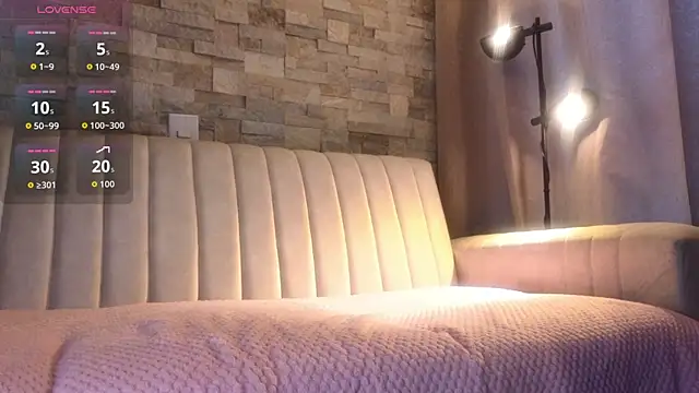 Snapshot of Hecate_gh chatting on October 17, 2025, 8:54 pm Hecate gh online show from October 17, 2025, 8:54 pm