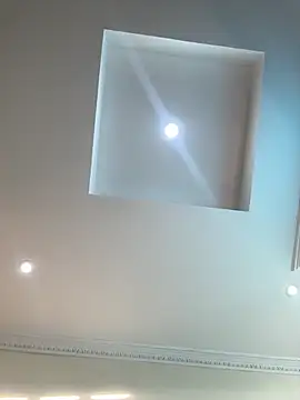 Snapshot of Ivelleee_ chatting on December 3, 2025, 10:09 pm Ivelleee online show from December 3, 2025, 10:09 pm