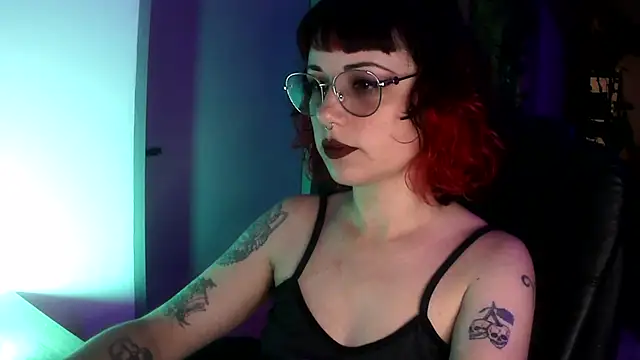 Snapshot of Acid_Girl_Ofc chatting on November 11, 2025, 3:23 am Acid Girl Ofc online show from November 11, 2025, 3:23 am