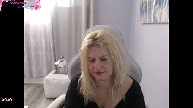 BellaStar84 online show from September 26, 2025, 1:07 pm