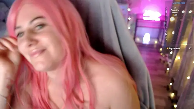 Snapshot of BellaStar84 chatting on February 16, 2026, 12:26 pm BellaStar84 online show from February 16, 2026, 12:26 pm