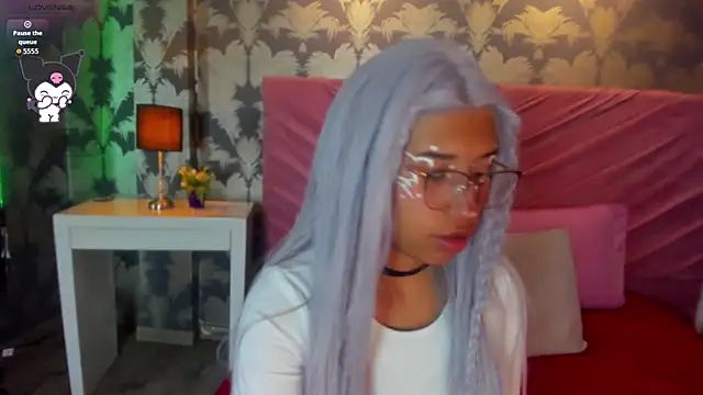 Karin Ks online show from February 10, 2026, 3:27 am