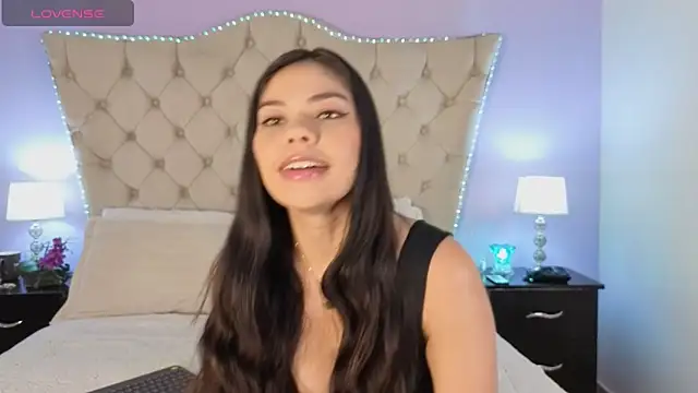 Snapshot of CarolineNasty chatting on November 25, 2025, 7:36 pm CarolineNasty online show from November 25, 2025, 7:36 pm