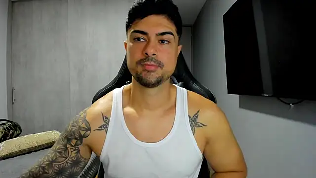 Snapshot of Dante_Storm chatting on November 15, 2025, 2:21 pm Dante Storm online show from November 15, 2025, 2:21 pm