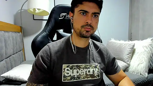 Snapshot of Dante_Storm chatting on October 29, 2025, 2:16 pm Dante Storm online show from October 29, 2025, 2:16 pm