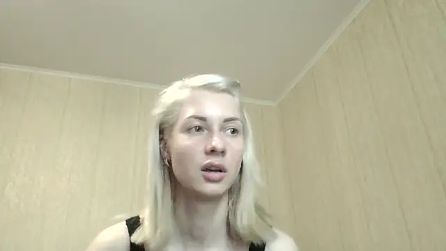 Snapshot of _Black-Panther_ chatting on July 8, 2026, 1:56 pm Black-Panther online show from July 8, 2026, 1:56 pm
