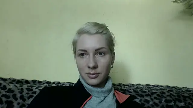 Snapshot of _Black-Panther_ chatting on June 15, 2026, 1:44 pm Black-Panther online show from June 15, 2026, 1:44 pm