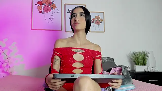 alana 111 online show from September 24, 2025, 3:02 am