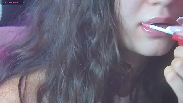 Snapshot of CherryTouss chatting on October 6, 2025, 7:42 am CherryTouss online show from October 6, 2025, 7:42 am