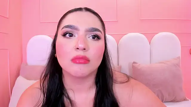 eva sainnt online show from April 9, 2026, 6:19 am