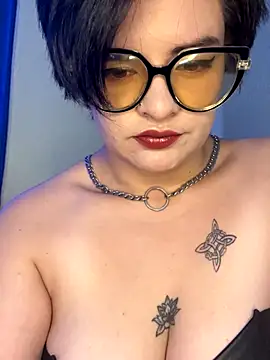 Mistress Niky  online show from October 9, 2025, 5:35 pm