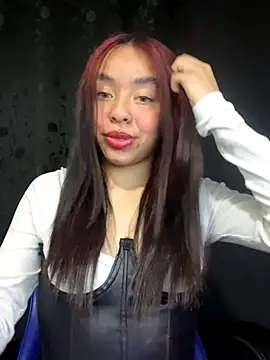 Tracy KS online show from November 30, 2025, 3:51 am