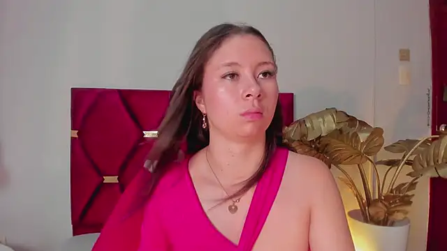 Snapshot of BeckyVidal chatting on September 12, 2025, 12:33 am BeckyVidal online show from September 12, 2025, 12:33 am