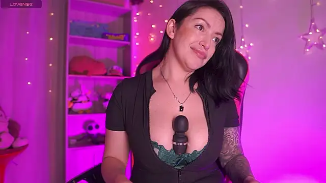 Snapshot of Madison_Mayer chatting on February 13, 2026, 1:00 pm Madison Mayer online show from February 13, 2026, 1:00 pm