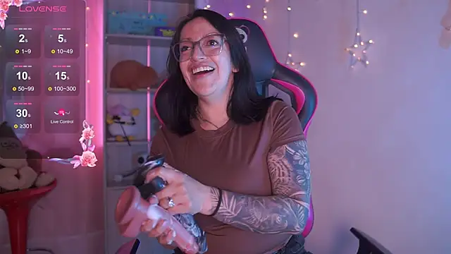 Snapshot of Madison_Mayer chatting on February 4, 2026, 12:33 pm Madison Mayer online show from February 4, 2026, 12:33 pm