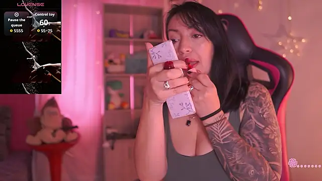 Madison Mayer online show from April 9, 2026, 12:22 pm