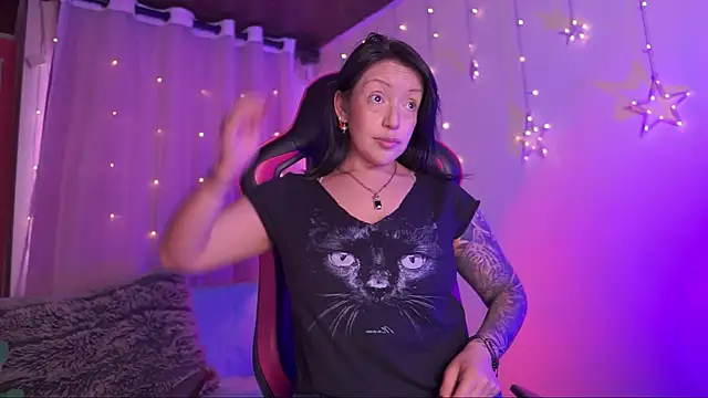 Snapshot of Madison_Mayer chatting on January 13, 2026, 1:37 pm Madison Mayer online show from January 13, 2026, 1:37 pm