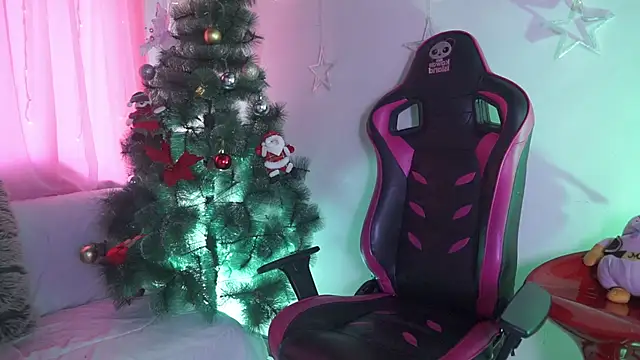 Snapshot of Madison_Mayer chatting on December 19, 2025, 1:13 pm Madison Mayer online show from December 19, 2025, 1:13 pm