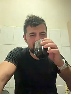 Snapshot of whatthedoctorordered chatting on December 17, 2025, 12:26 am whatthedoctorordered online show from December 17, 2025, 12:26 am