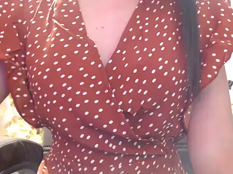 Snapshot of TheMostBeautifullGirl- chatting on October 18, 2025, 5:48 pm TheMostBeautifullGirl- online show from October 18, 2025, 5:48 pm