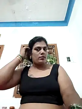 kissmetha online show from March 17, 2025, 2:23 pm