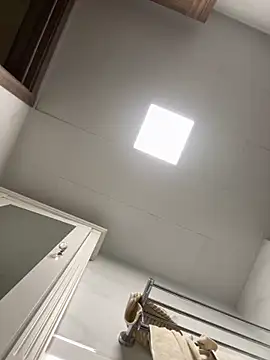 Snapshot of aa520uv chatting on November 24, 2025, 2:33 am aa520uv online show from November 24, 2025, 2:33 am