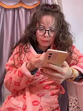 aa520uv online show from February 14, 2026, 3:07 am