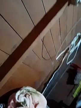 Snapshot of indio9233 chatting on September 29, 2025, 3:24 am indio9233 online show from September 29, 2025, 3:24 am