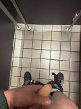 wassermann8484 online show from April 15, 2026, 10:32 am