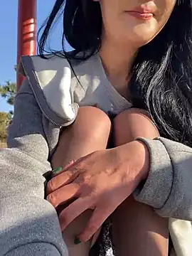 Snapshot of linger-23 chatting on March 18, 2025, 8:17 am linger-23 online show from March 18, 2025, 8:17 am