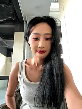 Snapshot of linger-23 chatting on September 27, 2025, 5:57 am linger-23 online show from September 27, 2025, 5:57 am