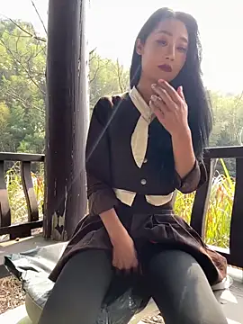 Snapshot of linger-23 chatting on March 15, 2026, 5:47 am linger-23 online show from March 15, 2026, 5:47 am